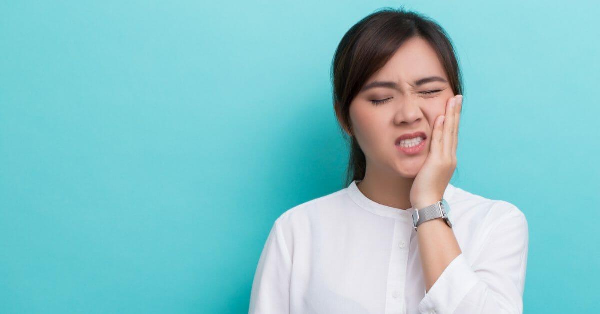 5 Quick and Easy Ways to Ease Tooth Pain Before Going to the Dentist